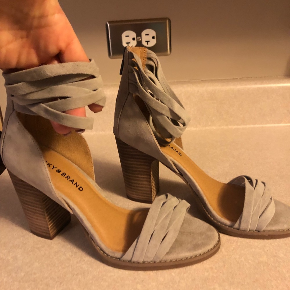 Lucky Brand Lakisha sandals